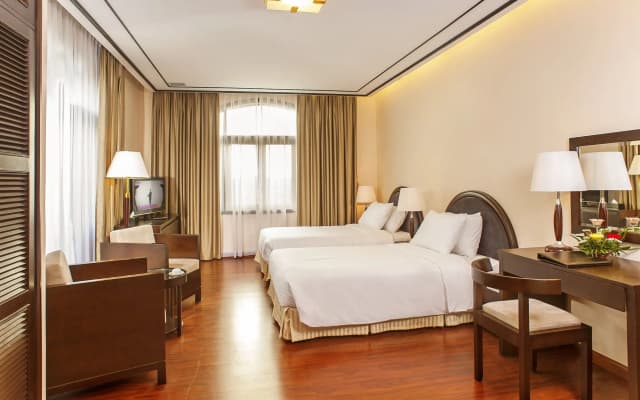 Garco Dragon Hotel - photo 4