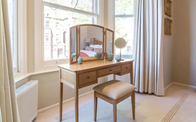 Homely 2 Bedroom Victorian Apartment in Hampstead - photo 5