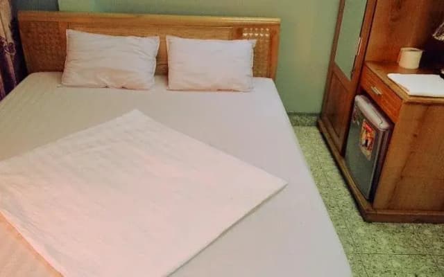 Son Ha Hotel - photo 2