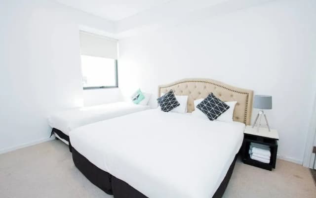 E10 Darling Harbour 2 BDR APT - photo 5