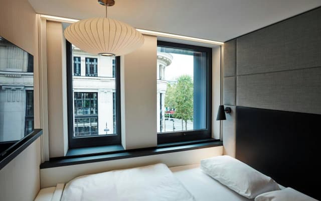 citizenM Paris Champs-Élysees Hotel - photo 2