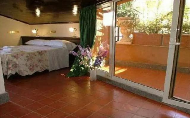 Hotel Okapi - photo 4