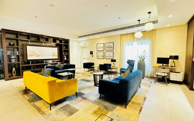 Hampton by Hilton Dubai Al Barsha - photo 2
