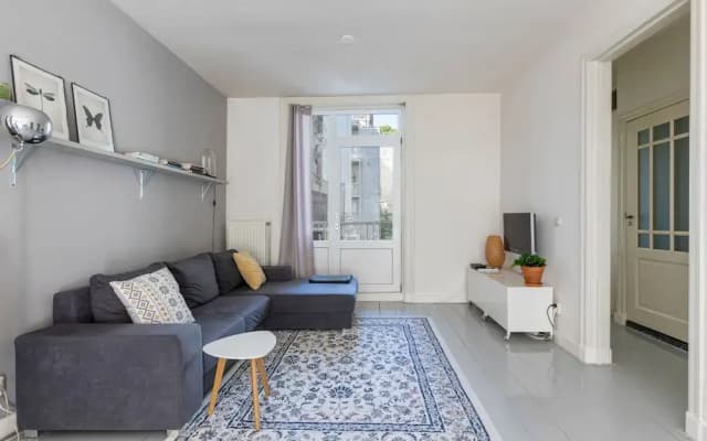 NEW! Beautiful Apartment De Pijp - photo 3