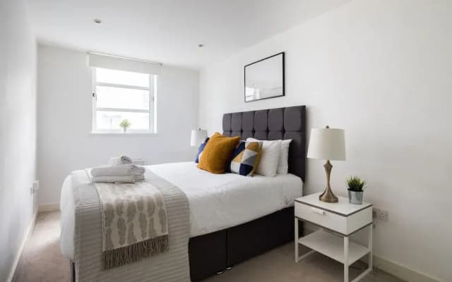The Spitalfields Flats - photo 2