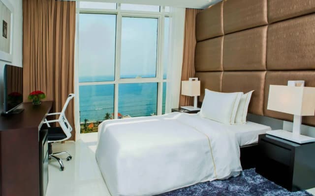 Platinum One Suites - photo 3