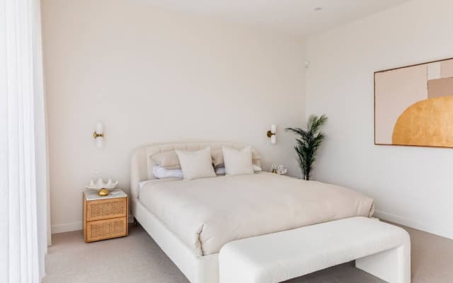 The Luxe Seabreeze Heated Pool Spa Cinema - photo 2