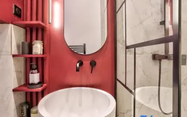 NEW! Eiffel Tour Splendid 2BR apt in Paris - photo 2