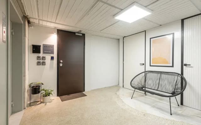 Ermoo Athens Modern Living - photo 2