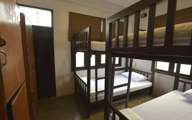 Some Rest Hostel Khao San - photo 3