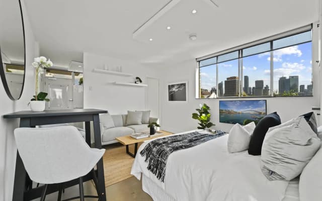 Modern Potts Point Studio - photo 3