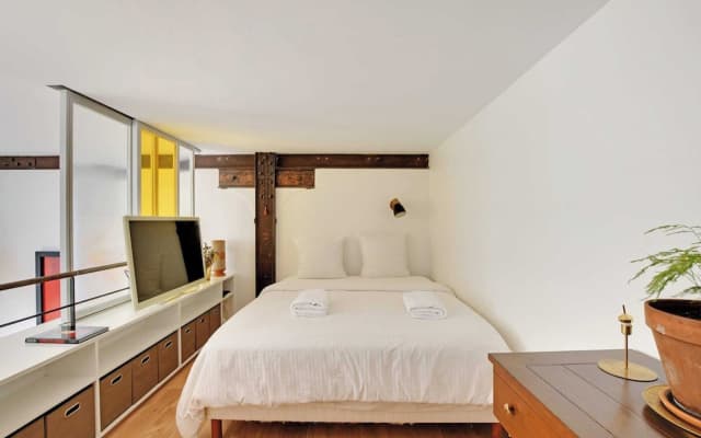 Beautiful Duplex 1br/2p - Belleville - photo 2