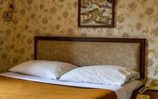 Pananchai Hotel - photo 3