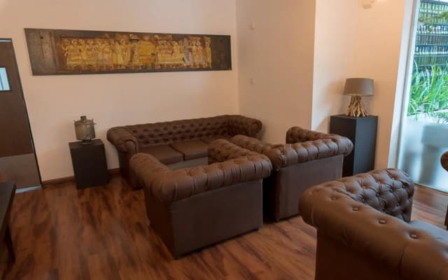 Pearl Royal Hotel - photo 5