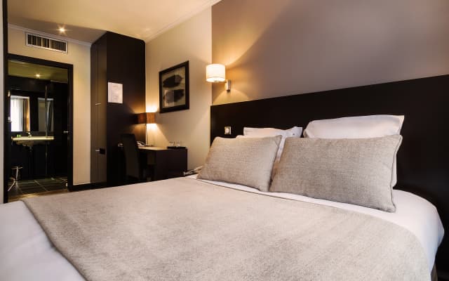 Hotel Arc Elysees - photo 3