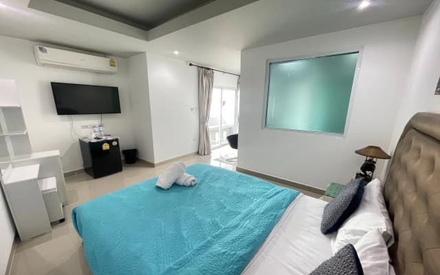 W-9 Hotel - photo 4
