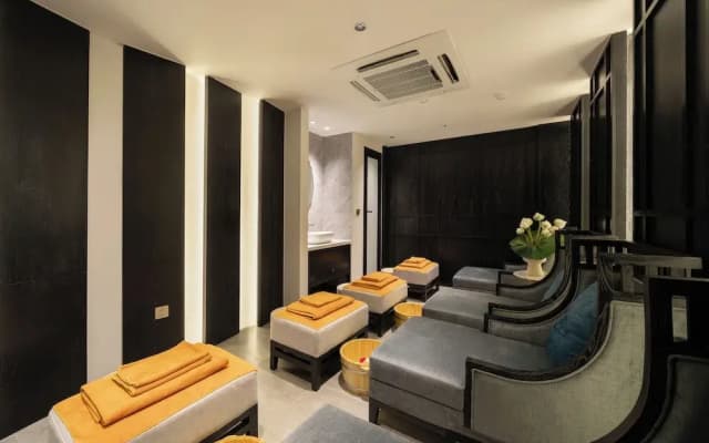 Luxe Paradise Premium Hotel - photo 2