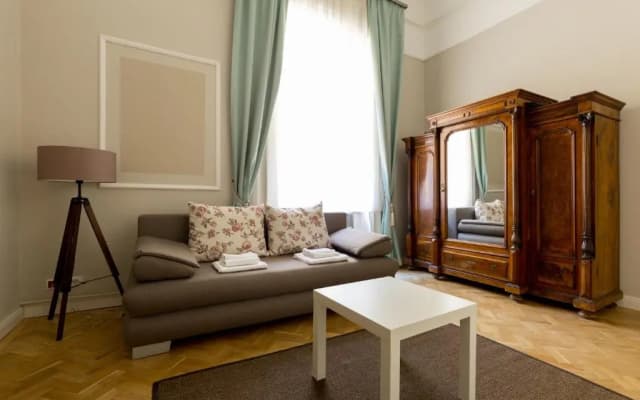 Lisianthus Apartments - photo 4