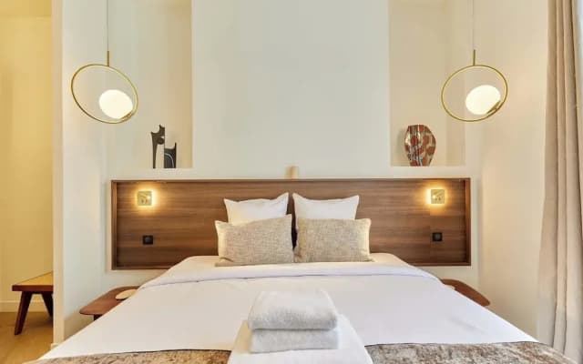 Luxurious AC Apartment Beaubourg Le Marais - photo 2