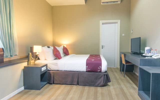 Sunset Point Hotel Seminyak - photo 5