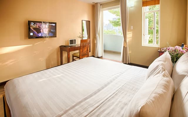 Mai Boutique Hotel - photo 2