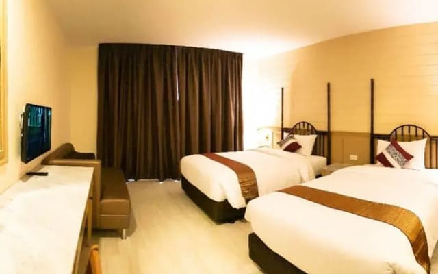 Crystal Luxury Hotel - photo 5