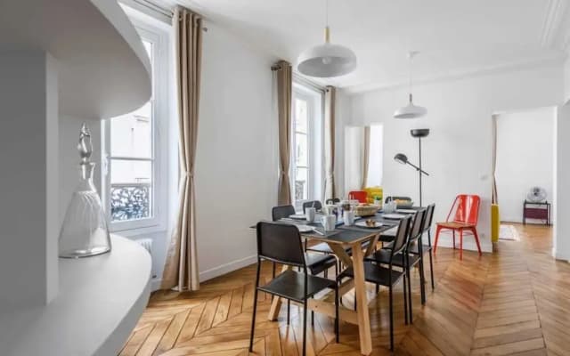 Luxury 4-bdr Apartment Near Saint-germain-des-prés - photo 3