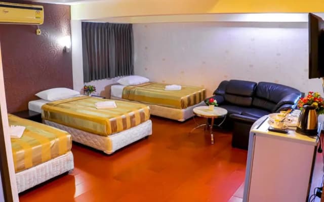 Visiting Card Hotel & Resort - photo 2