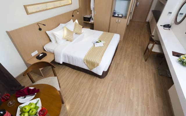 Starcity Bayfront Nha Trang Hotel - photo 5