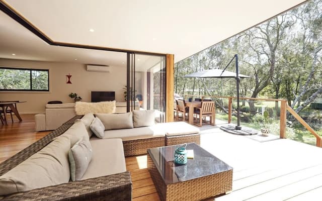 Bottlebrush Lodge (I740) - photo 3