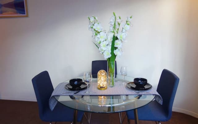QV2 Apartment - photo 3