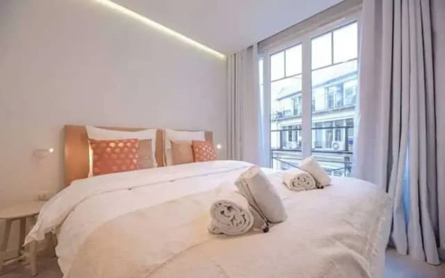 Superb Appt With AC - 2bd/6p - Madeleine/opera - photo 5