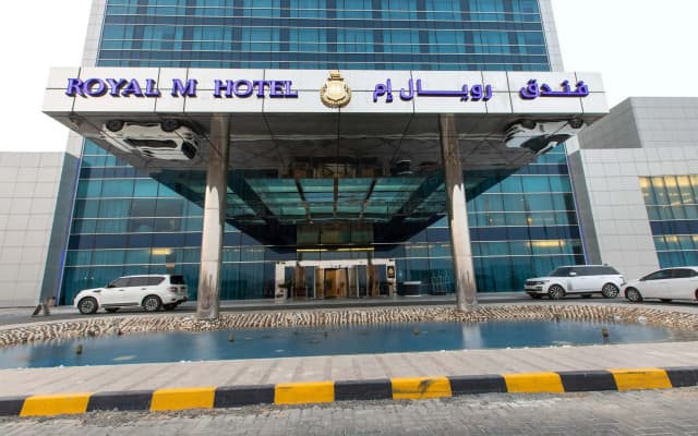 Royal M Hotel Fujairah - photo 2