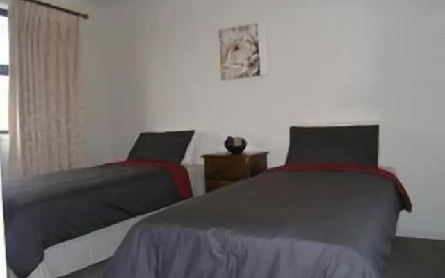 Insaa Serviced Apartments Dandenong - photo 2