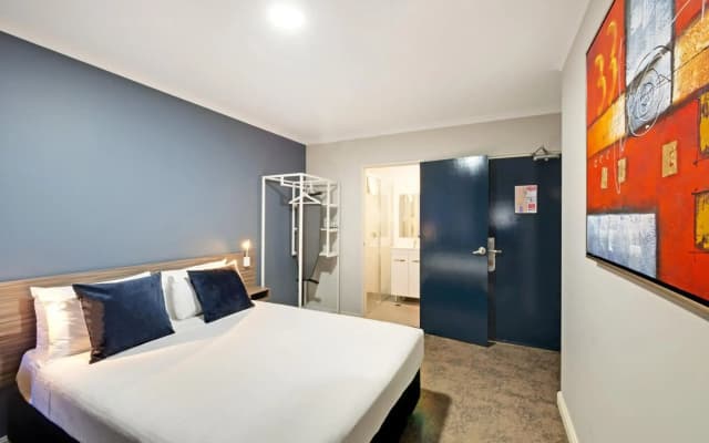 28 Hotel Sydney - photo 2