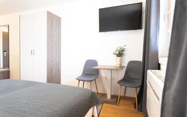 Apartment Hotel Triester - photo 4