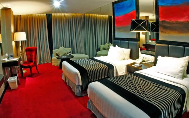 Amaroossa Cosmo Jakarta - photo 4