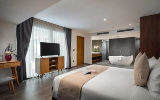 Pentstudio West Lake Hanoi - photo 3