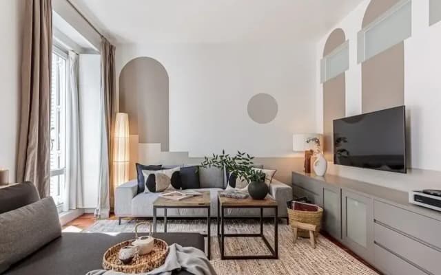 Derj - 2 Bedrooms in Almagro - photo 2