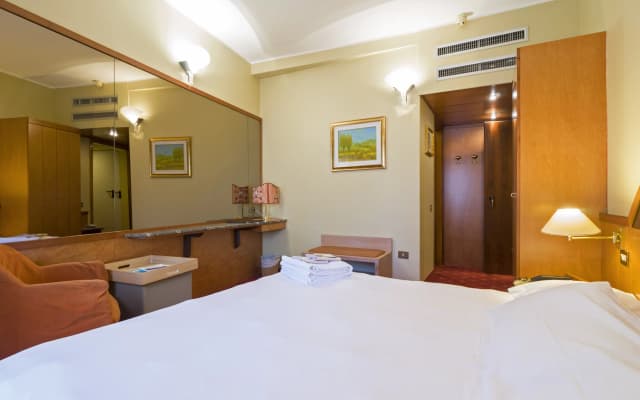 Hotel Carrobbio - photo 5