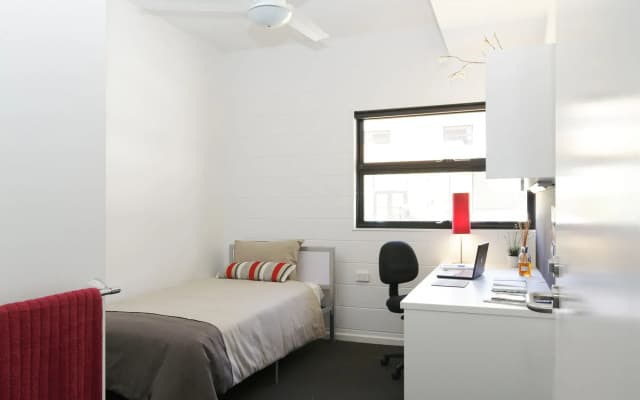 Western Sydney University Village- Parramatta Campus - photo 2