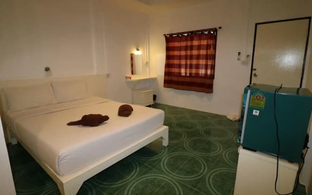 Aesthetic Resort - photo 4