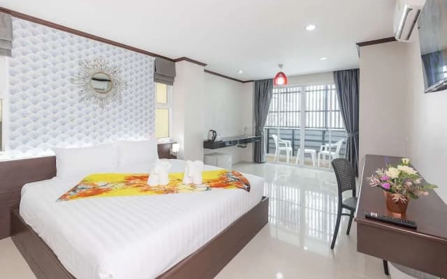 The Chic Patong - photo 3