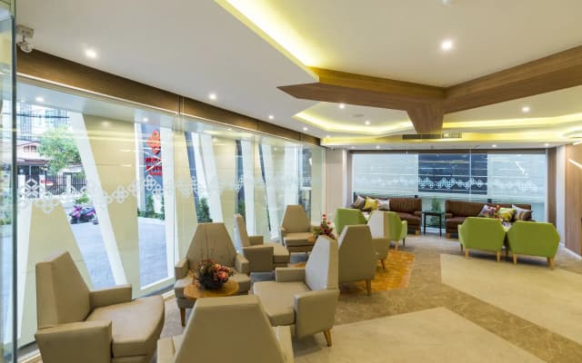 Zircon Hotel - photo 2