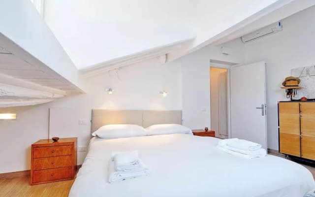 Pantheon Charming Attic - photo 4