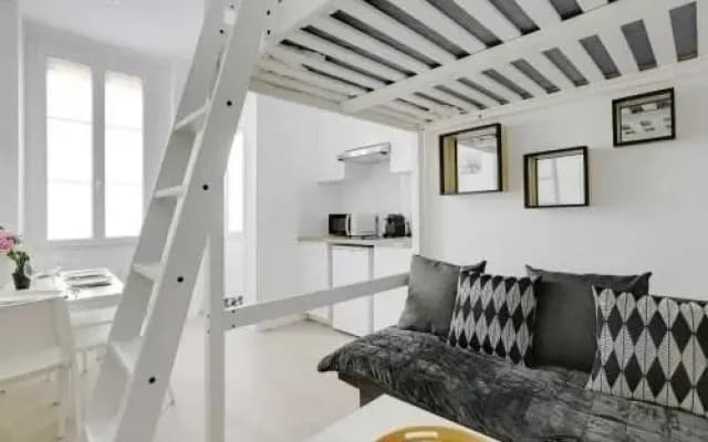 Magnifique Studio 1BR/4P - Guy Moquet / Brochant - photo 3