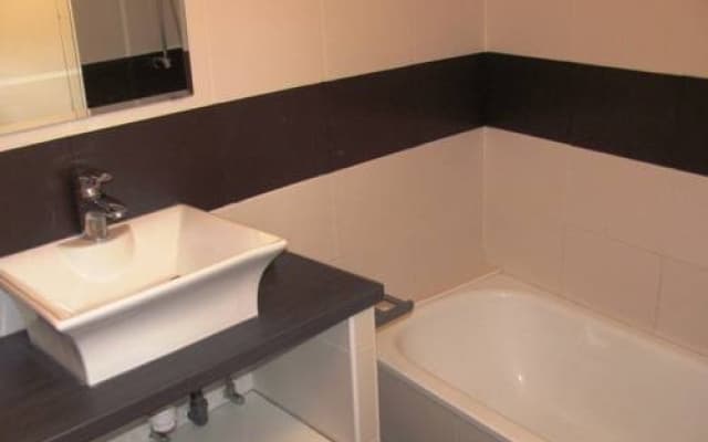 Castle View Apartment - photo 4