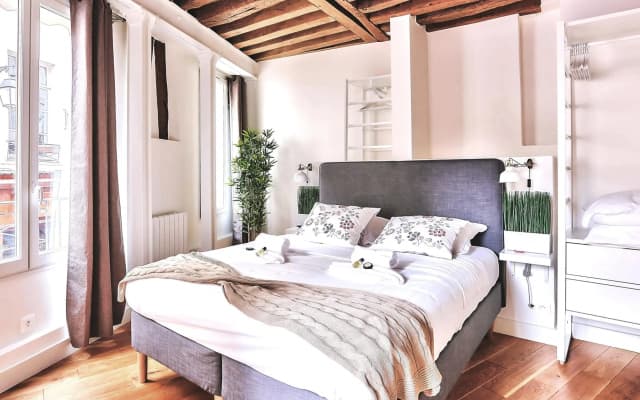 B  363- Magnifique appartement au coeur de Saint michel - photo 2