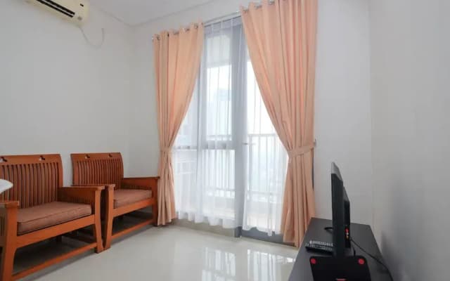 Spacious And Nice 2Br Apartment At Royal Olive Residence - photo 4