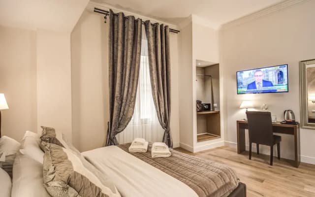 River Luxury Suites - photo 5